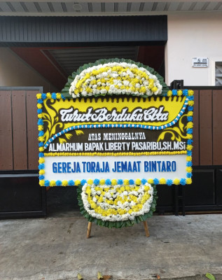 Papan Bunga Duka di Sermaf