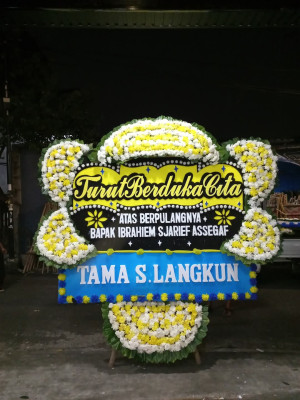 Papan Bunga Duka di Sermaf